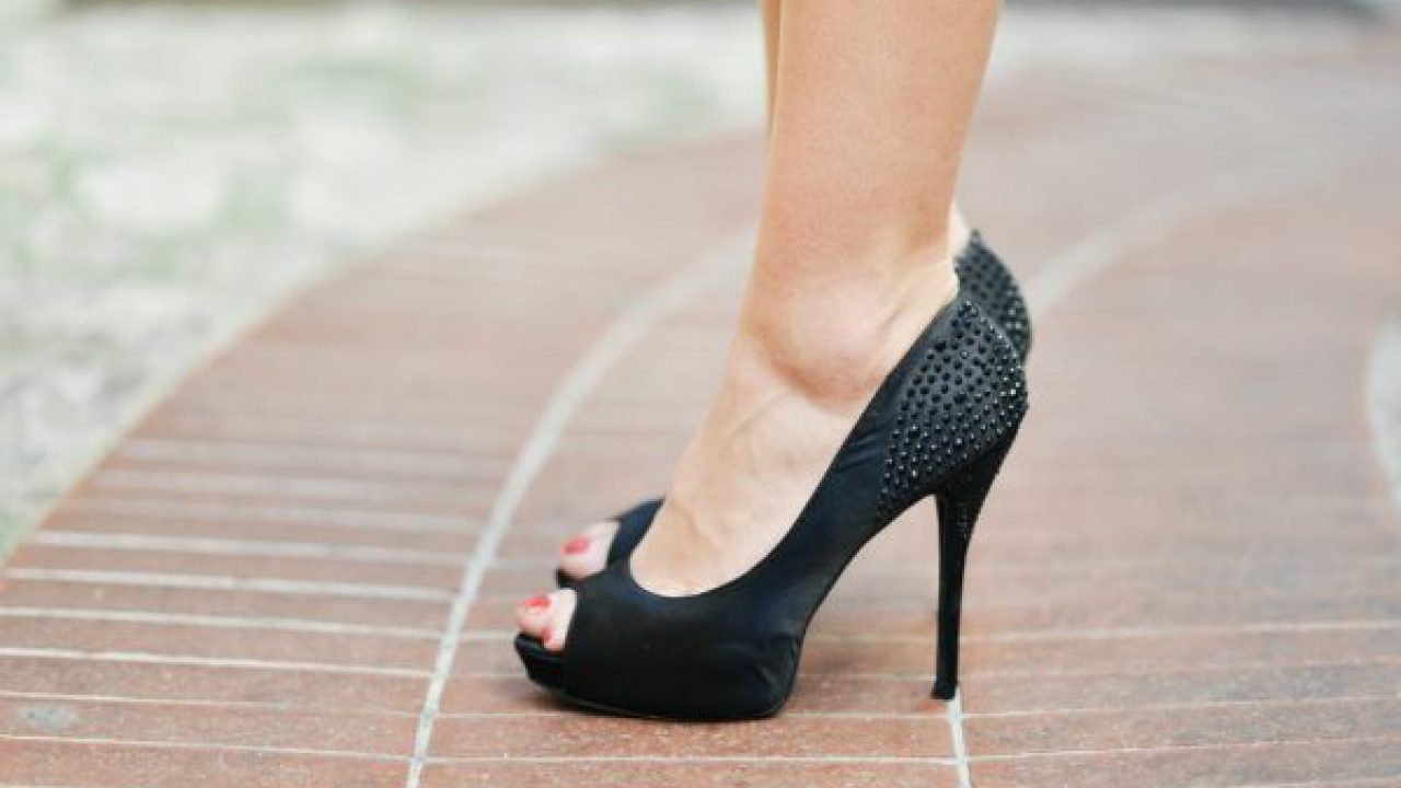 Work in Heels Mogen grote vrouwen hakken dragen? - Work in Heels